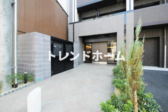 プレサンス朝潮橋ベイ・ブリーズのエントランス|選べる家電プランあり！！