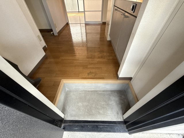 オークタウン書写 Ｄ棟の玄関