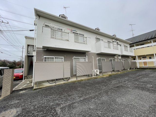 ハイツ高野台の外観