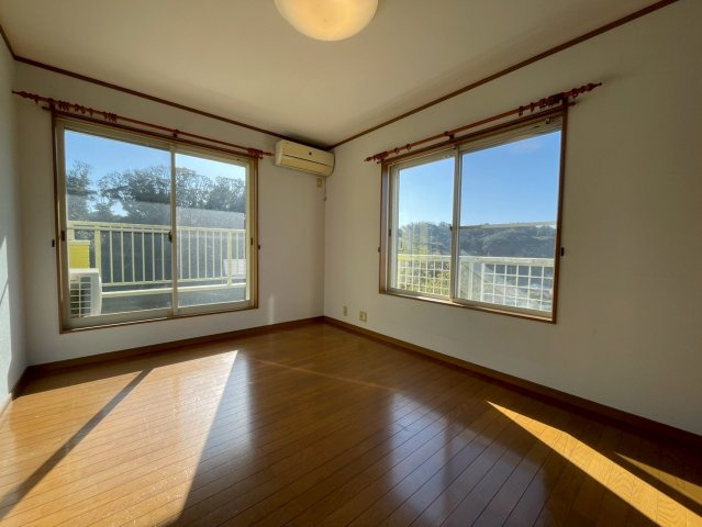 館山市神余　中古戸建の洋室