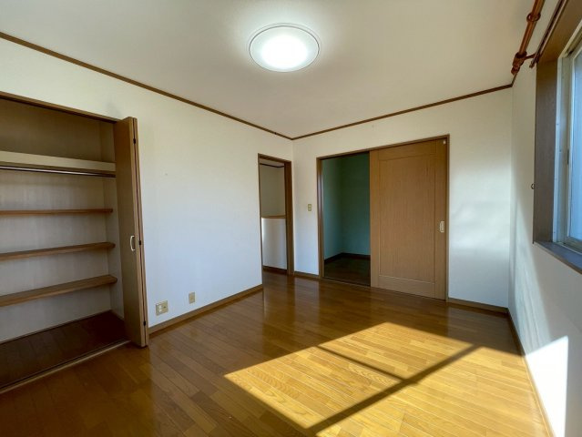 館山市神余　中古戸建の洋室