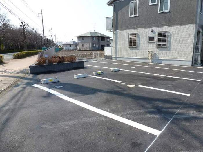 グリーンハイツの駐車場