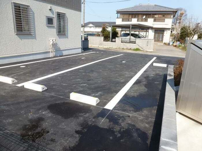 グリーンハイツの駐車場