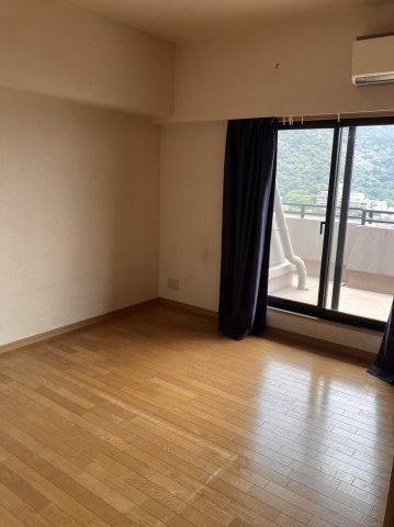 ６４９８０　ファミール長良ヶ丘の洋室