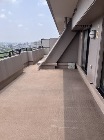 ６４９８０　ファミール長良ヶ丘のバルコニー