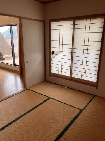 ６４９８０　ファミール長良ヶ丘の和室