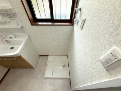 【洗面所】 | Dual Court