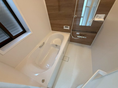 【浴室】 | Dual Court