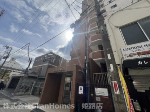 カルザ姫路の外観