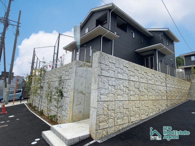 西賀茂蟹ヶ坂町 新築戸建(5号地)の外観