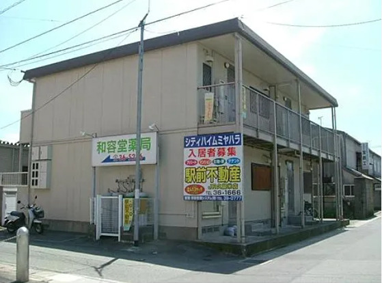 シティハイムミヤハラ のエントランス