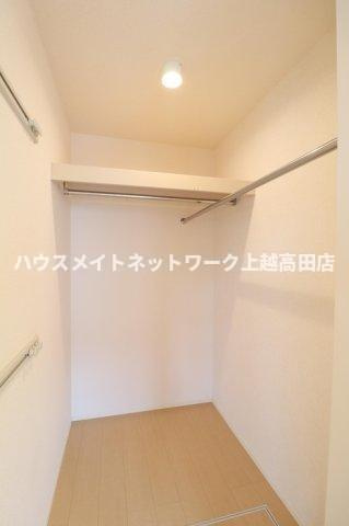 ボナール メルヴェイユの収納|ウォークインクローゼット