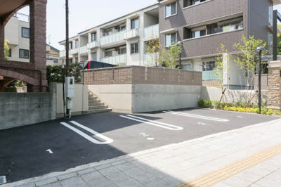 【駐車場】 | ヴィレッジ三年坂