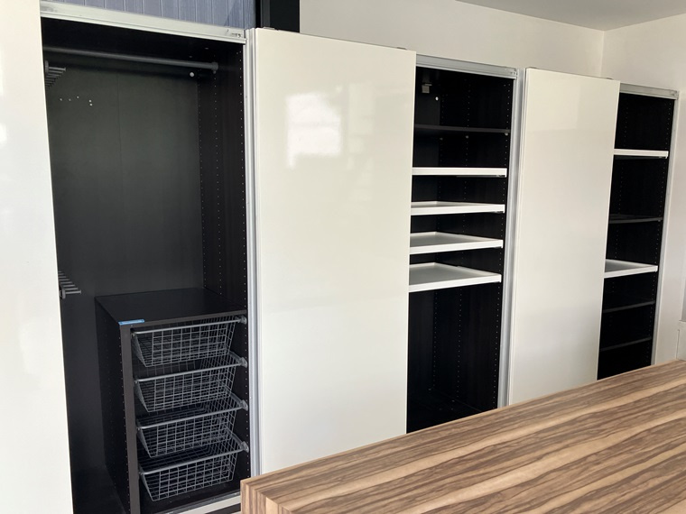 鵜の木戸建の収納