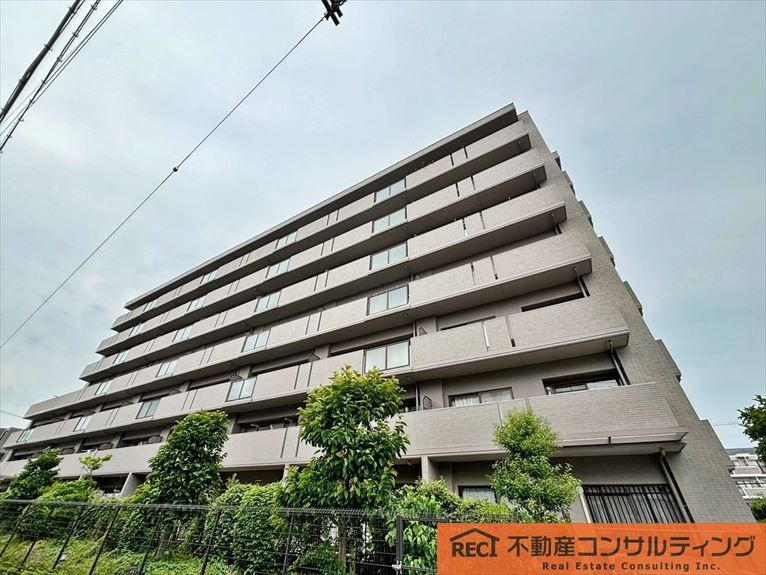 レックスラフィーナ西宮北口の外観