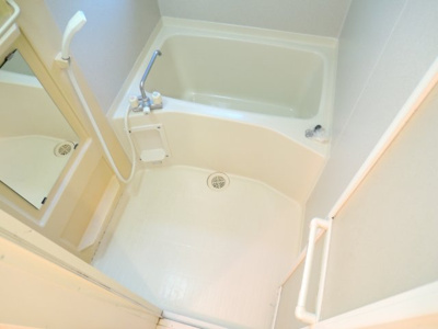 【浴室】 | ハイカムール　A棟