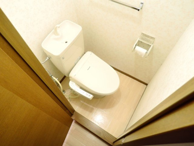 【トイレ】 | ハイカムール　A棟