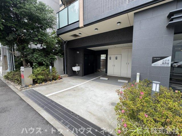 ＣＬＡＲＥＧＲＡＣＥ松戸 の駐車場