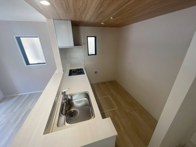 横浜市港南区上永谷4丁目 新築戸建て【仲介手数料無料】カースペース2台