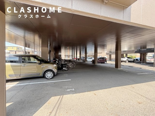 ゴールドマンション安井　　刈谷市近郊の賃貸ならクラスホーム刈谷店の駐車場