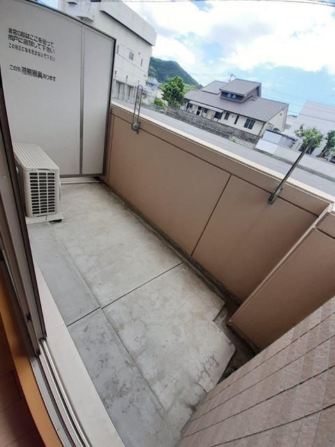 【バルコニー】