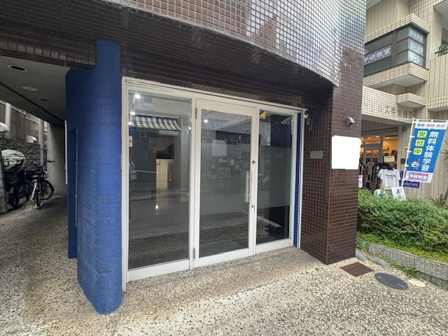 【エントランス】 | ロイヤルメゾン甲東園ガーデン