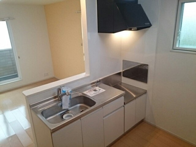 【キッチン】 | ブリランテ | コンパクトなキッチンで掃除もラクラク