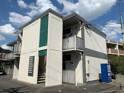 レオパレス南ひばりガ丘のエントランス|毎日通るエントランスはこのようになっています