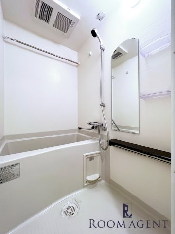プレサンス上前津プレスの浴室