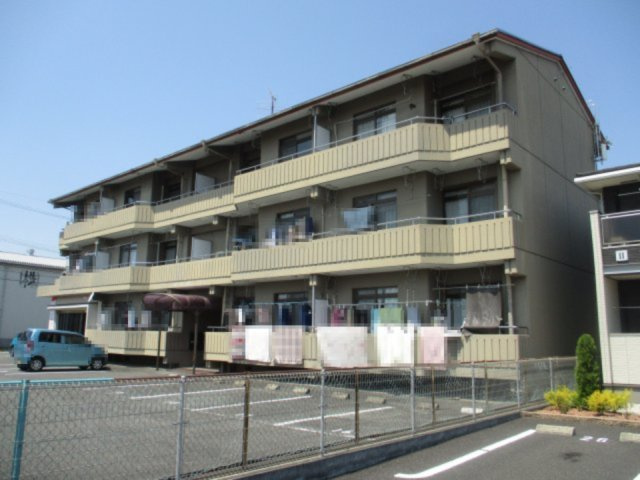 ラヴィエール笠松の外観