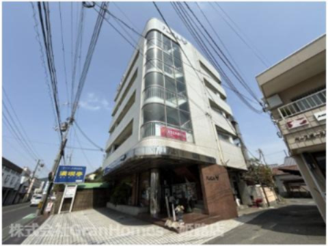 プラザ・Ｙの外観