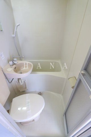 エトワール小金井の浴室