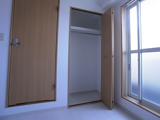 神戸市須磨区松風町５丁目の賃貸マンションの収納|クローゼット