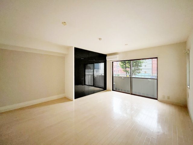 【居間・リビング】 | ティーズガーデン千駄ヶ谷