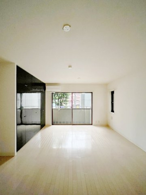 【居間・リビング】 | ティーズガーデン千駄ヶ谷