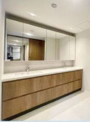 【独立洗面台】 | ルフォン南平台 | 独立洗面台で身支度をすべて済ませてしまいましょう