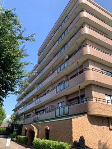 ライオンズマンション馬場町の外観|盛岡市内でも人気のある「馬場町」にある「ライオンズマンション馬場町」。人気のあるマンションです。