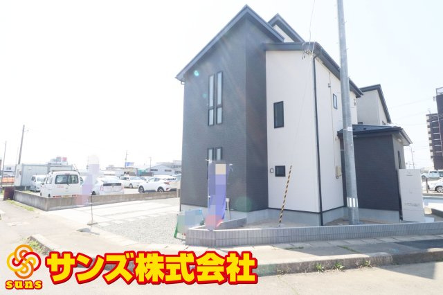 郡山市南２丁目　　　　1号棟　　　安積１小学校、安積中学区の外観|北東側から見た外観