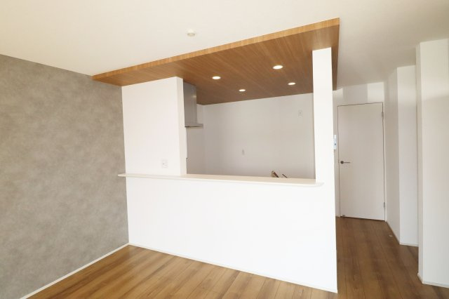 郡山市南２丁目　　　　1号棟　　　安積１小学校、安積中学区のキッチン