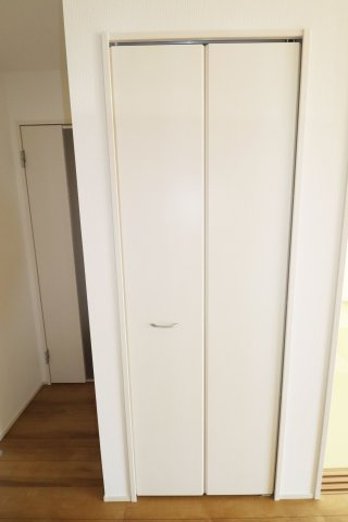 郡山市南２丁目　　　　1号棟　　　安積１小学校、安積中学区の収納