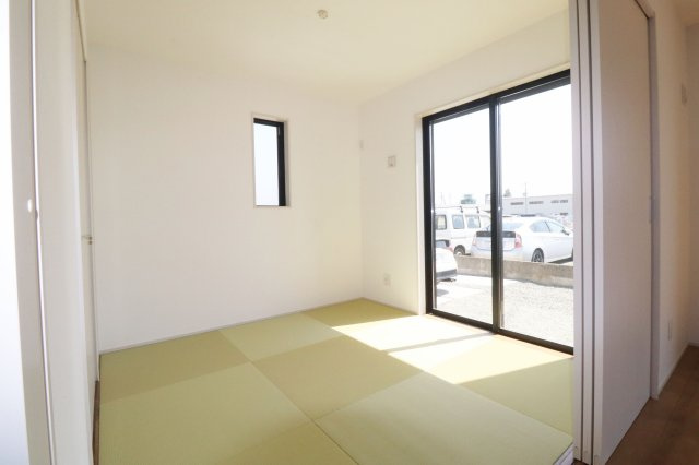 郡山市南２丁目　　　　1号棟　　　安積１小学校、安積中学区の和室