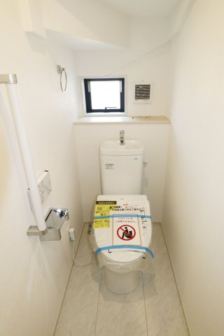 郡山市南２丁目　　　　1号棟　　　安積１小学校、安積中学区のトイレ