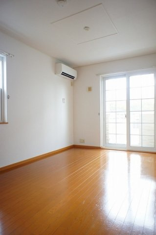 グレイスフルの居間・リビング