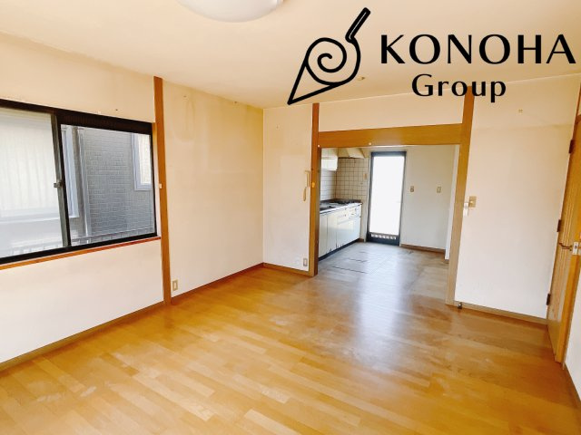 【中古戸建】佐波郡玉村町の居間・リビング|■リビング