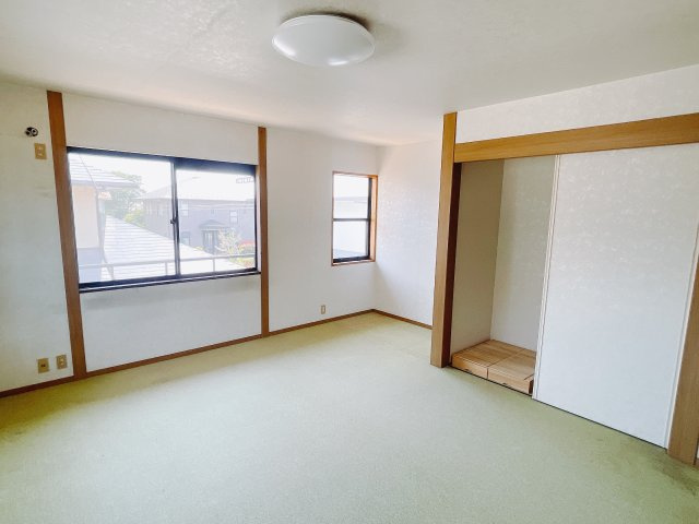 【中古戸建】佐波郡玉村町の洋室|■洋室