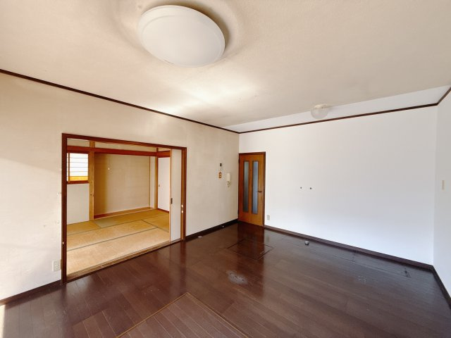 【中古戸建】前橋市日吉町2丁目の洋室|■1階洋室