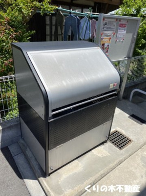 【その他】 | フィオ－レ | 敷地内ゴミ置き場