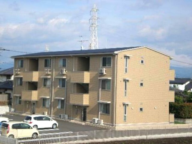 合志市幾久富のアパート