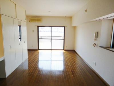 【バルコニー】 | アド・ムーン博多 | 別号室の写真になります。現況優先。