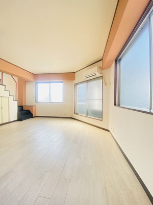 【内装】 | JCビル | 別号室の写真になります。現況優先。